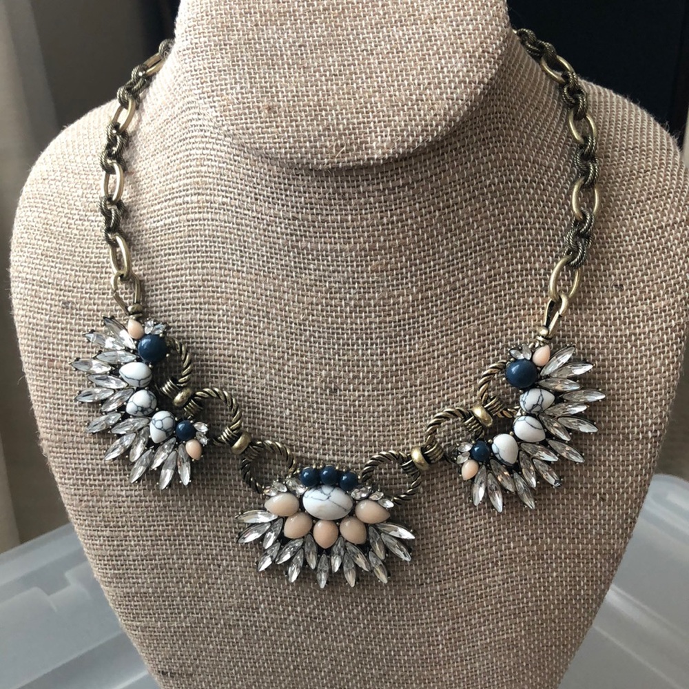Chloe + Isabel statement necklace